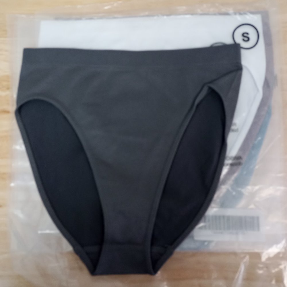 Rhonda Shear 4 pack Ahh Panty Size SMALL